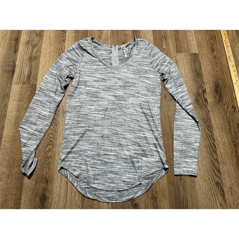 Poof Shirt, Women's Size Small, Gray, Long Sleeve, V-neck, Zip Up Back